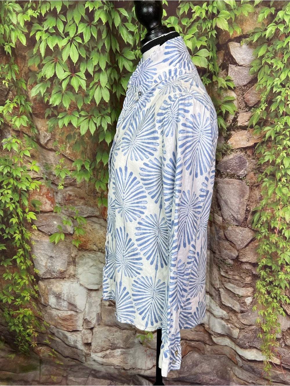 JOIE Blue and White Airy Botanical Print Linen Resortwear Coastal Blouse, S - Picture 4 of 12